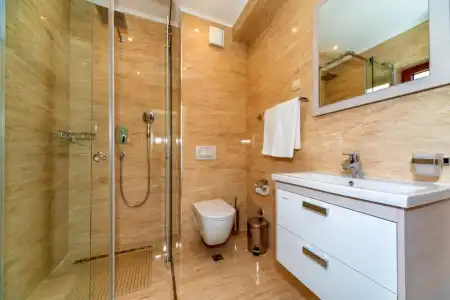 Luxury Apartments Queen - 98