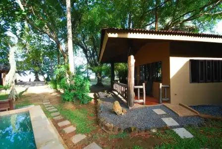 Melina's Beach Front Bungalow - 135