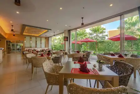 Ramada by Wyndham Phuket Deevana - 13