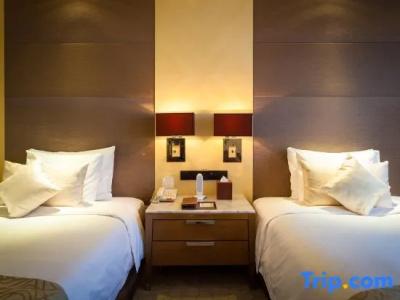 Zhejiang Business - 83