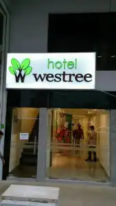 Westree - 17