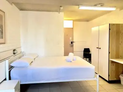 Marco Polo Motor Inn Sydney - 4