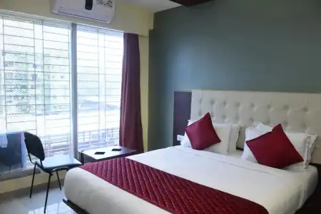 OYO 71452 Malad Grand - 3