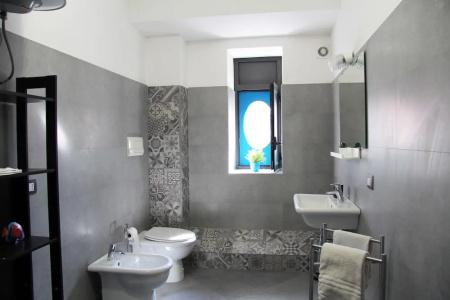 Urban Pop Bnb - 100