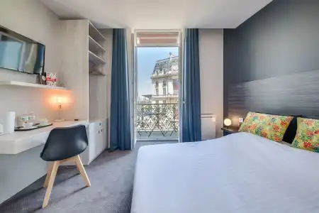 Hôtel ROSA - Bordeaux Centre Gare Saint Jean - 53