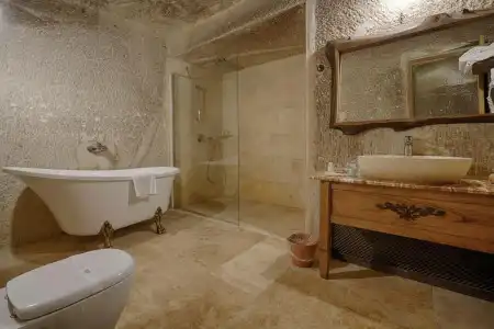 Hera Cave Suites - 8