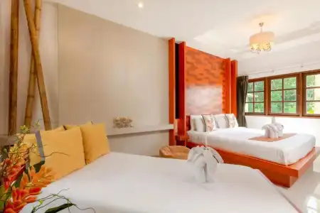 Club Bamboo Boutique Patong Beach Resort - 379