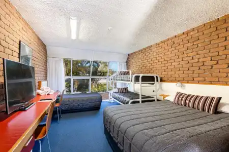 Aquajet Motel - 16