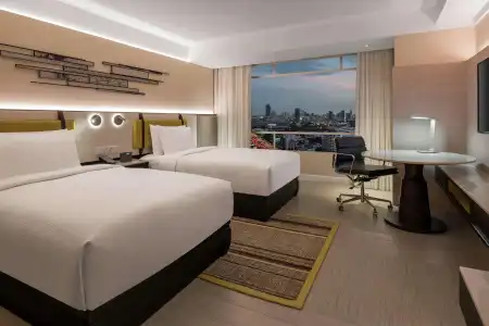 DoubleTree by Hilton Bangkok Ploenchit - 10