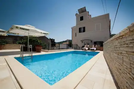 Heritage Tisno - 16
