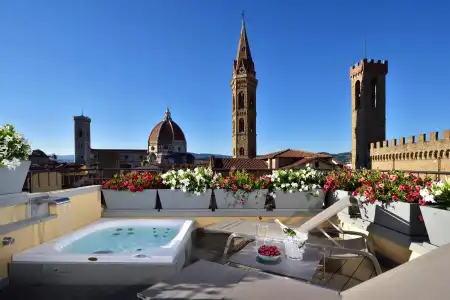 San Firenze Apartment - 6