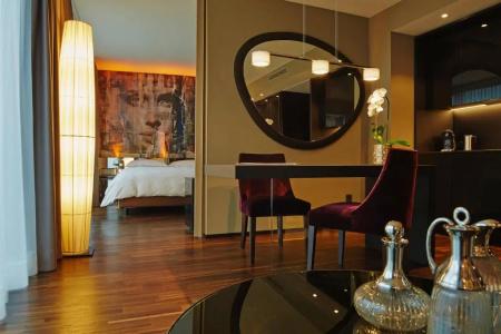 Savoy - 53
