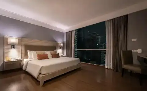 Adelphi Suites Bangkok - 83