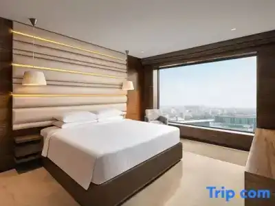 Courtyard by Marriott Mumbai International Airport - 54