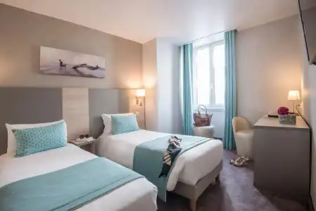 Hôtel du Midi - 11