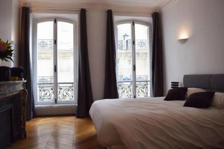 Paris Square - 73