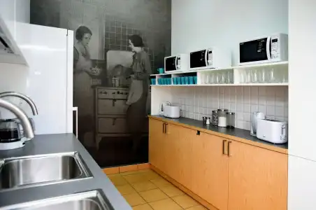 Warsaw Hostel Centrum Private Rooms & Dorms - 20
