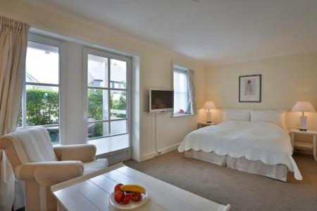 & Restaurant Jörg Müller - 77