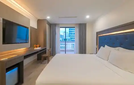 Seven Seas and Apartment - 95