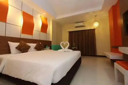 The Camelot Pattaya - 8
