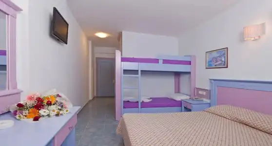 Eva Beach - 9