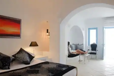 Above Blue Suites - 173
