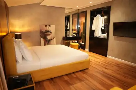 La Suite Boutique - 254