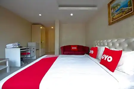 OYO 102 Diamond Residence Silom - 74