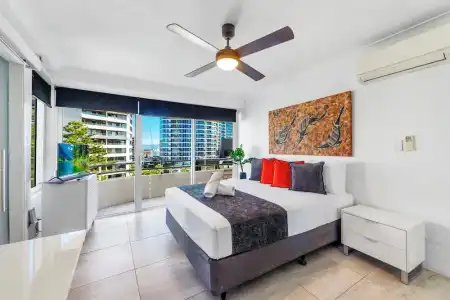 Zenith Ocean Front Apartments - 144