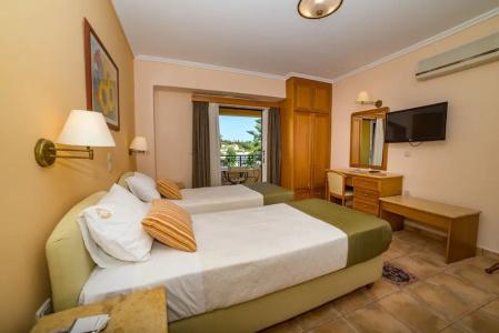 Andreolas Luxury Suites - 78