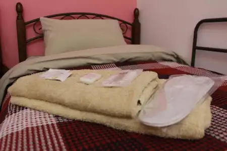 Greek - Hostel - 1