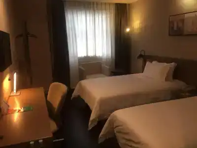 Jinjiang Inn Select Shanghai International Resort Area East Kangqiao Road - 5