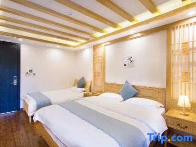 Lijiang Gemmer - 53