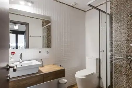 Nicholas Point Apartments and Rooms - 187