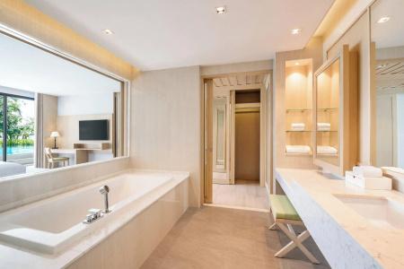 Le Meridien Khao Lak Resort & Spa - 4