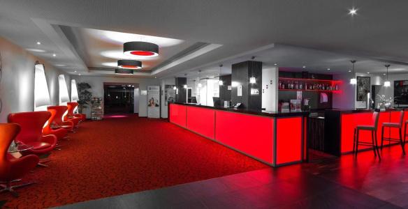 Plaza Premium Salzburg - 20