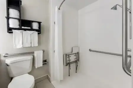 Holiday Inn Express Columbus Downtown by IHG - 41