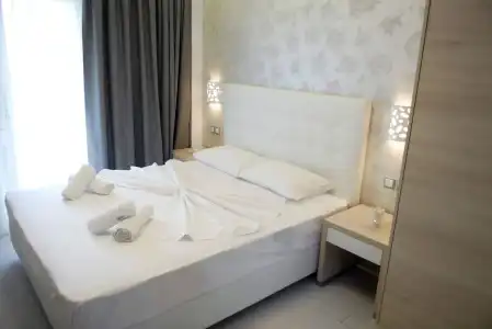 Litsa Apartments - 0