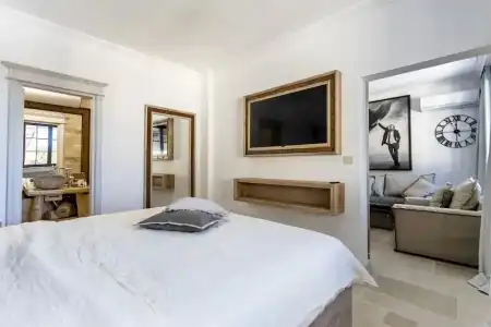 Castro Mesembria Boutique - 82