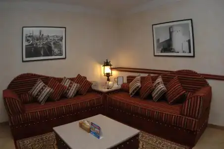 Al Liwan Suites - 83