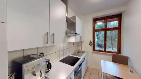 Unique Serviced Living at Airport Line - 52