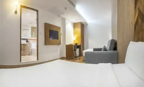 THE Posh Phayathai - 42