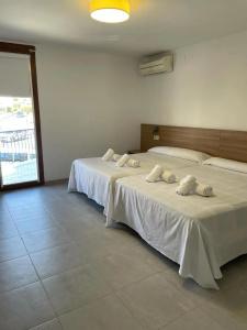 Blasón Junior - 28