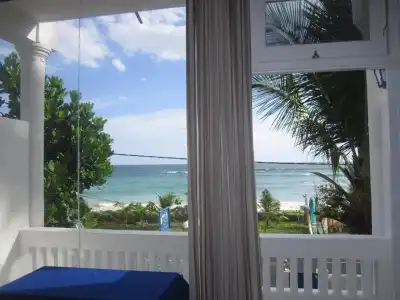 White Surfing Beach Resort - 3