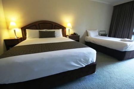 Bell Tower Inn - 47