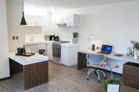 FlowSuites WTC - 30