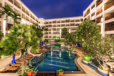 Deevana Plaza Phuket - 29