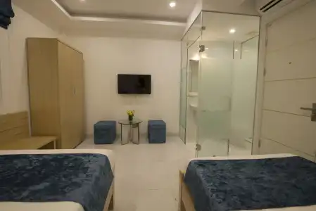 Hanoi Holiday Center - 4