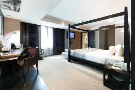 S15 Sukhumvit - 42