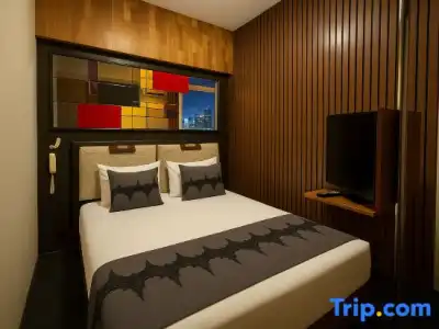 Black Art Otel - 27